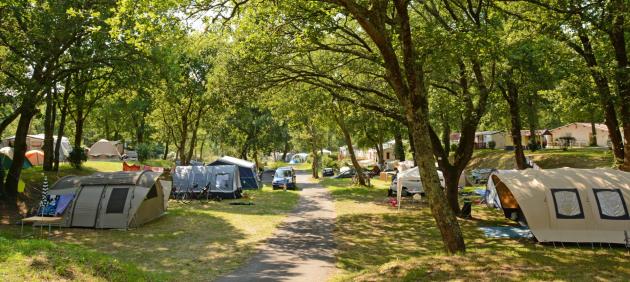 Location Emplacement au camping Le Logis du Breuil