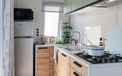 BAHIA 873 CUISINE 4H 40